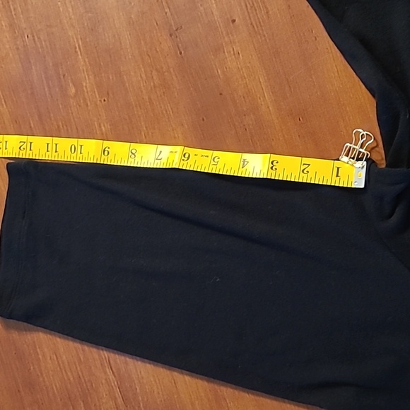 Karen Scott Black V- Neck Silver Embellishments shirt size 1X - Picture 7 of 9